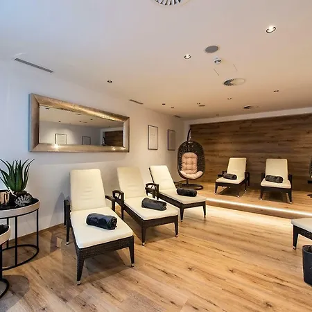 Modern Mountain 4* Ишгль