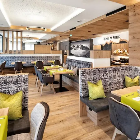 Modern Mountain 4* ايشجل