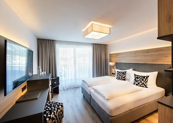 Modern Mountain 4* 伊施格尔