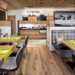 מלון Modern Mountain